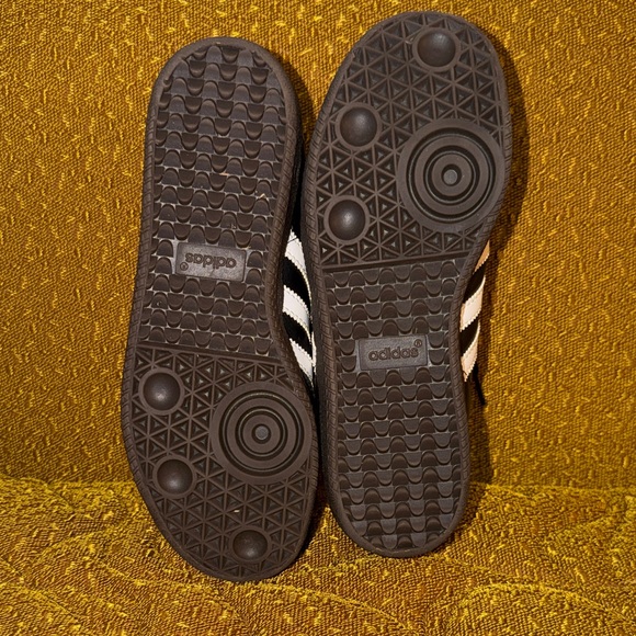 Adidas Samba Classic Sneakers Black White | Women’s 7 - Picture 5 of 6